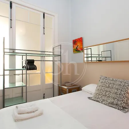 Apartamento Para 8 En Gracia Barcelona Exterior photo