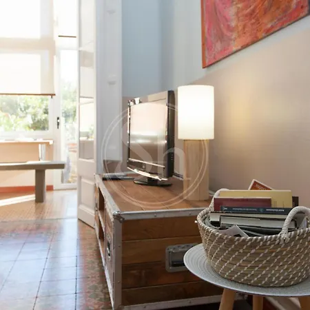 Apartamento Para 8 En Gracia Barcelona Exterior photo
